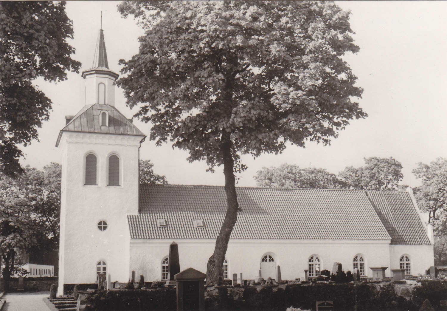 Ysane kyrka